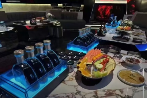 张家口高端KTV招聘模特礼宾员,张家口商务KTV,舒适环境,轻松赚钱机会多！
